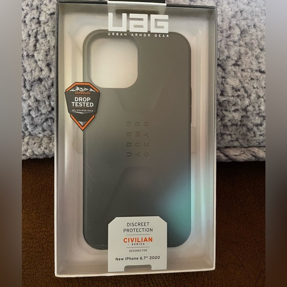New Urban Armor Gear iPhone 12 Pro Max case 6.7 2020 - Picture 1 of 3